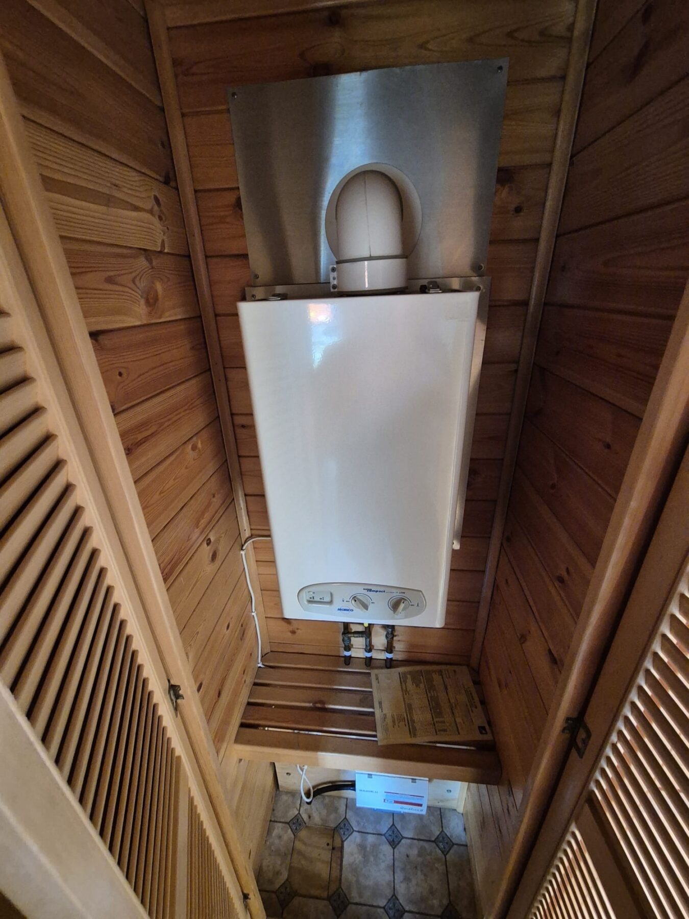 Pinelog Lodge Single - Image 6